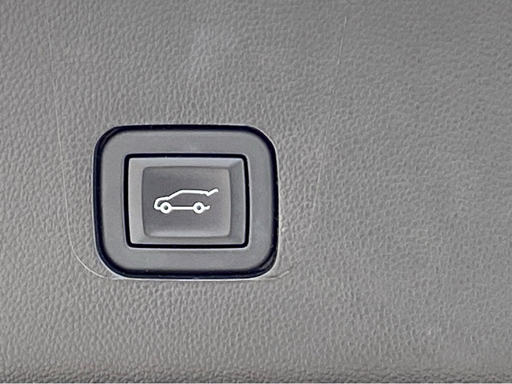 2023 Chevrolet Traverse Vehicle Photo in POOLER, GA 31322-3252