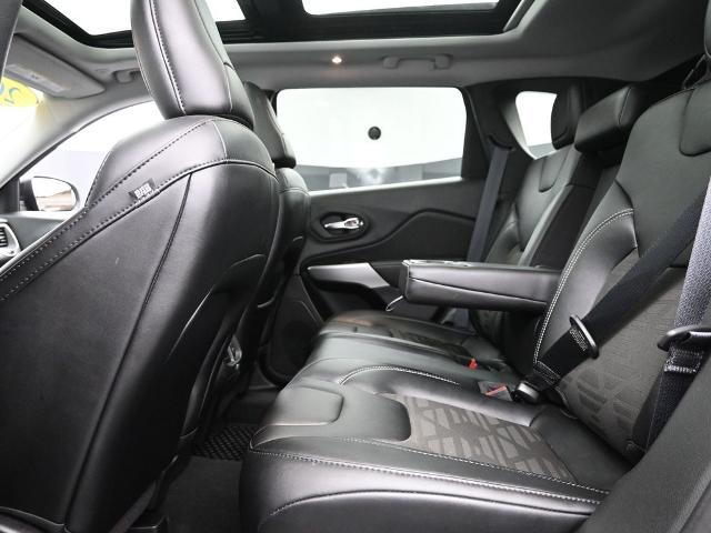 2022 Jeep Cherokee Vehicle Photo in Cedar Rapids, IA 52402