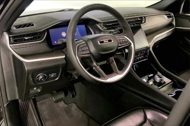 2024 Jeep Grand Cherokee Vehicle Photo in Kansas City, MO 64114