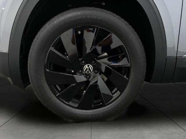 2025 Volkswagen Atlas Vehicle Photo in Appleton, WI 54913