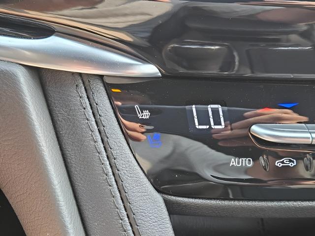 2025 Cadillac XT6 Vehicle Photo in MADISON, WI 53713-3220