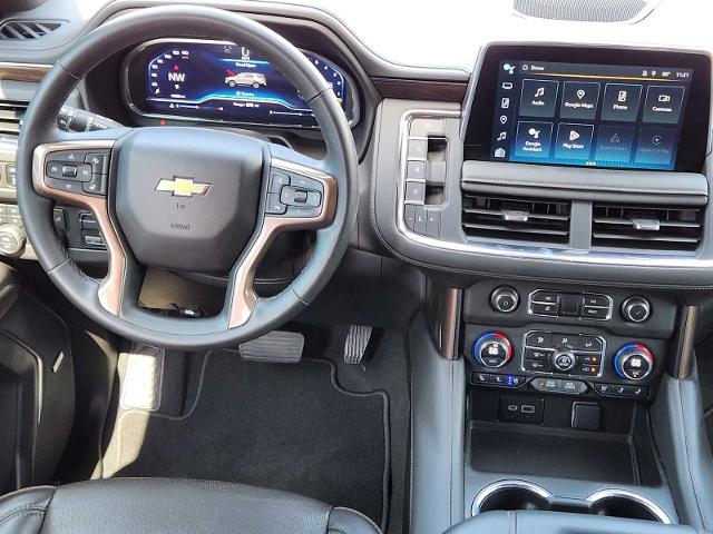 2023 Chevrolet Suburban Vehicle Photo in DENTON, TX 76210-9321