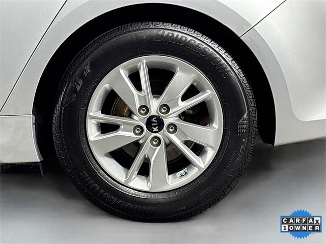 2016 Kia Optima Vehicle Photo in Puyallup, WA 98371
