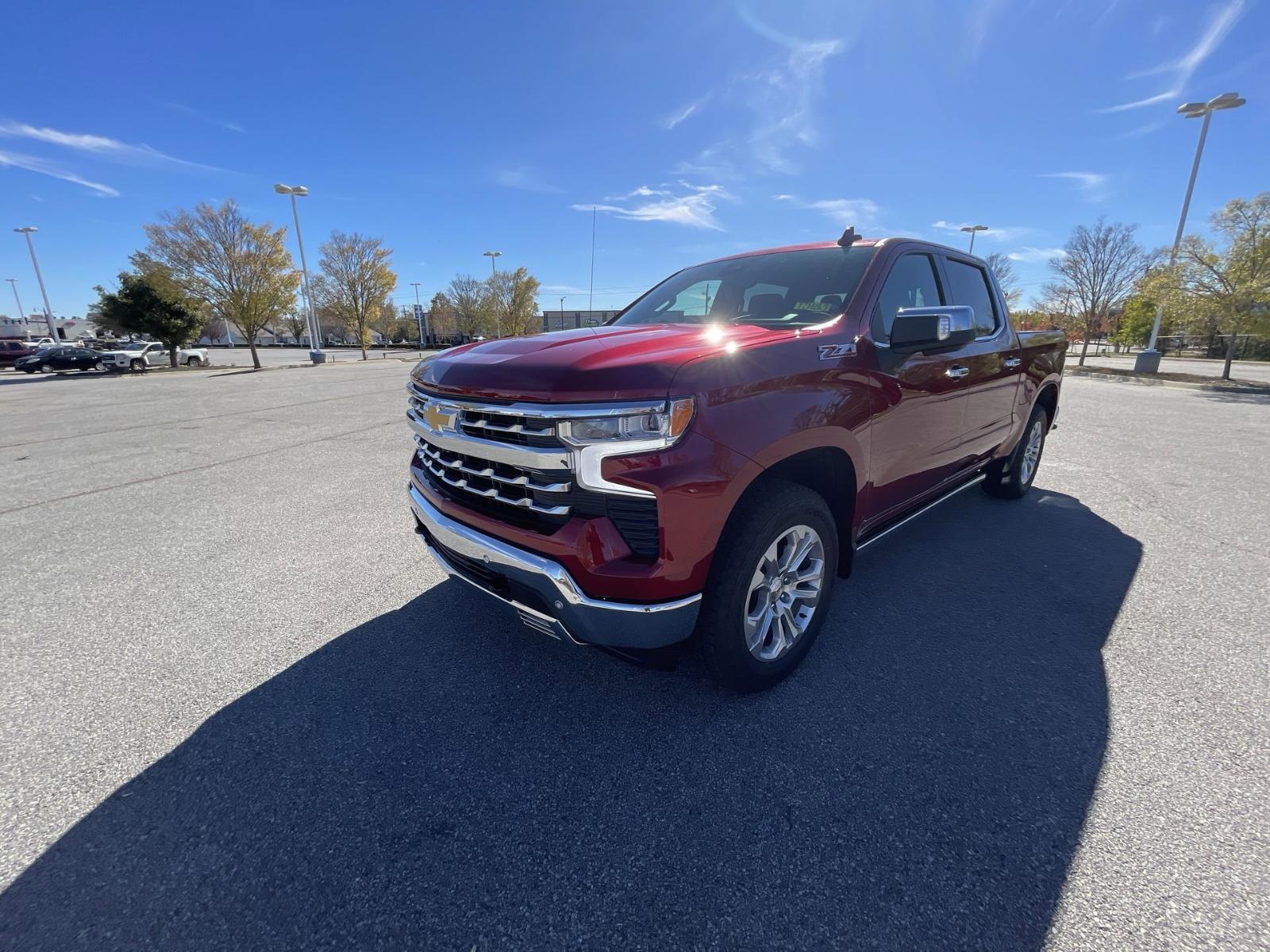 2025 Chevrolet Silverado 1500 Vehicle Photo in BENTONVILLE, AR 72712-4322