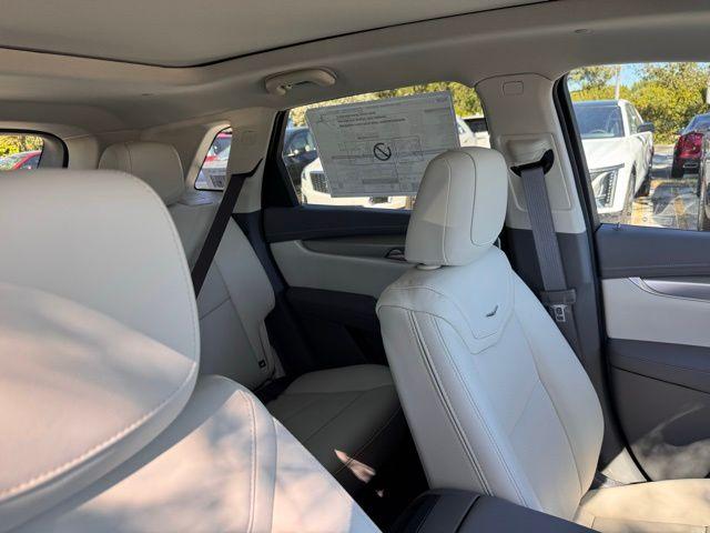 2025 Cadillac XT5 Vehicle Photo in DELRAY BEACH, FL 33483-3294