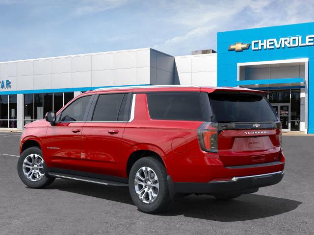 2025 Chevrolet Suburban Vehicle Photo in MOON TOWNSHIP, PA 15108-2571