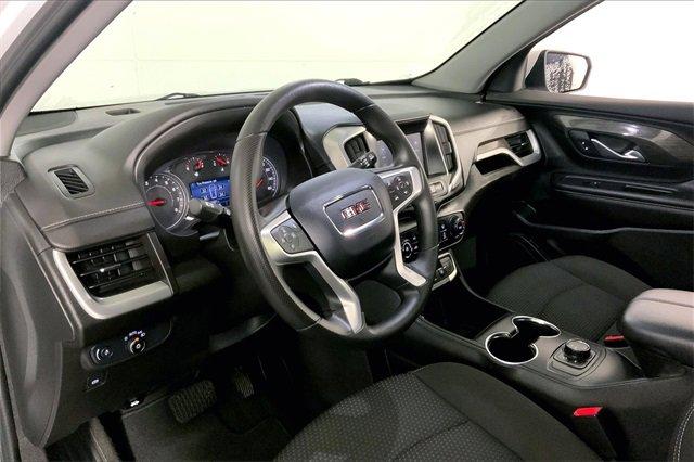 2024 GMC Terrain Vehicle Photo in KANSAS CITY, MO 64114-4502