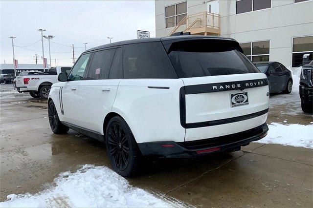 2023 Land Rover Range Rover Vehicle Photo in TOPEKA, KS 66609-0000