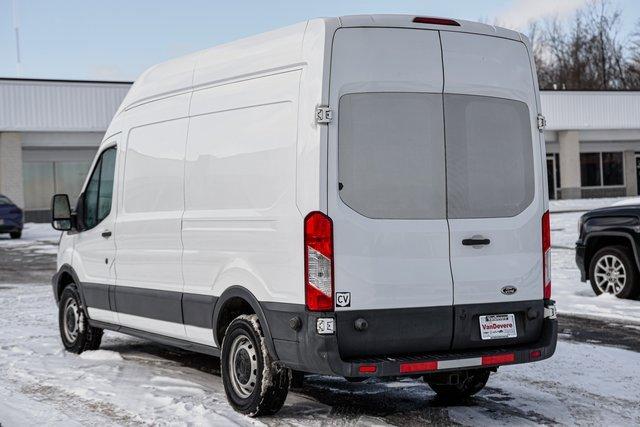 2017 Ford Transit Van Vehicle Photo in AKRON, OH 44320-4088