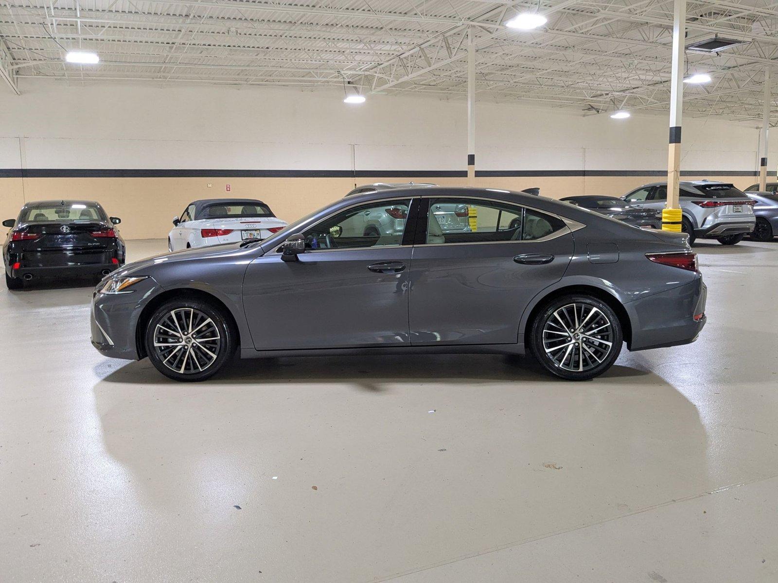 2024 Lexus ES 350 Vehicle Photo in West Palm Beach, FL 33417