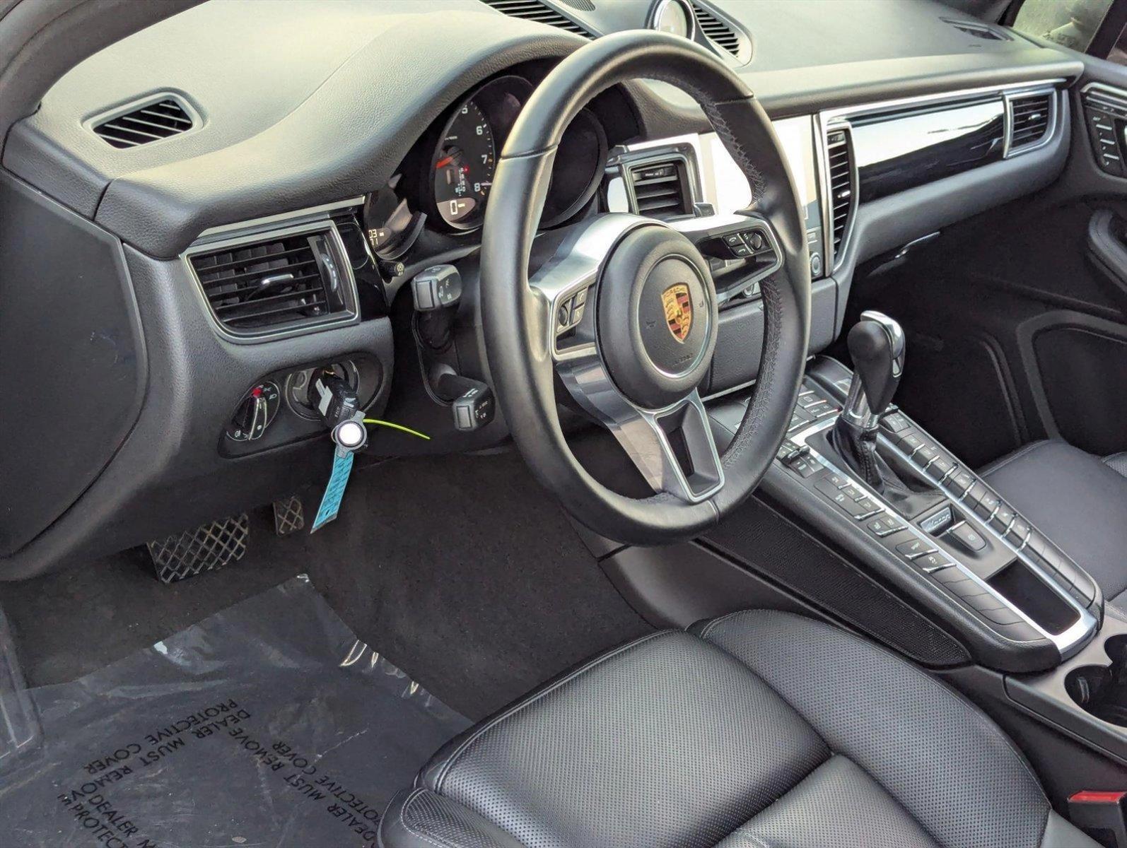 2018 Porsche Macan Vehicle Photo in Miami, FL 33169