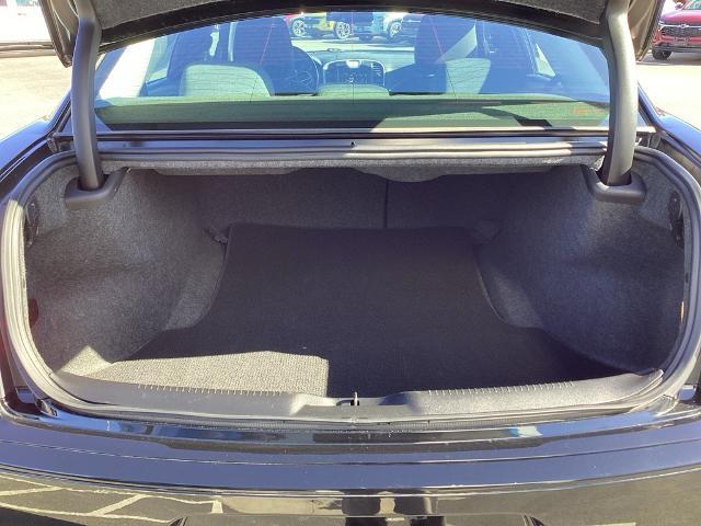 2022 Chrysler 300 Vehicle Photo in Gardner, MA 01440
