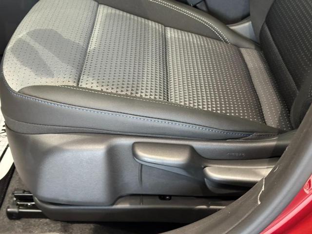 2025 Chevrolet Trax Vehicle Photo in COLUMBIA, MO 65203-3903