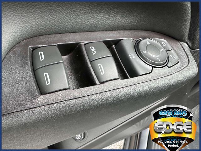 2022 Chevrolet Equinox Vehicle Photo in Roslyn, NY 11576