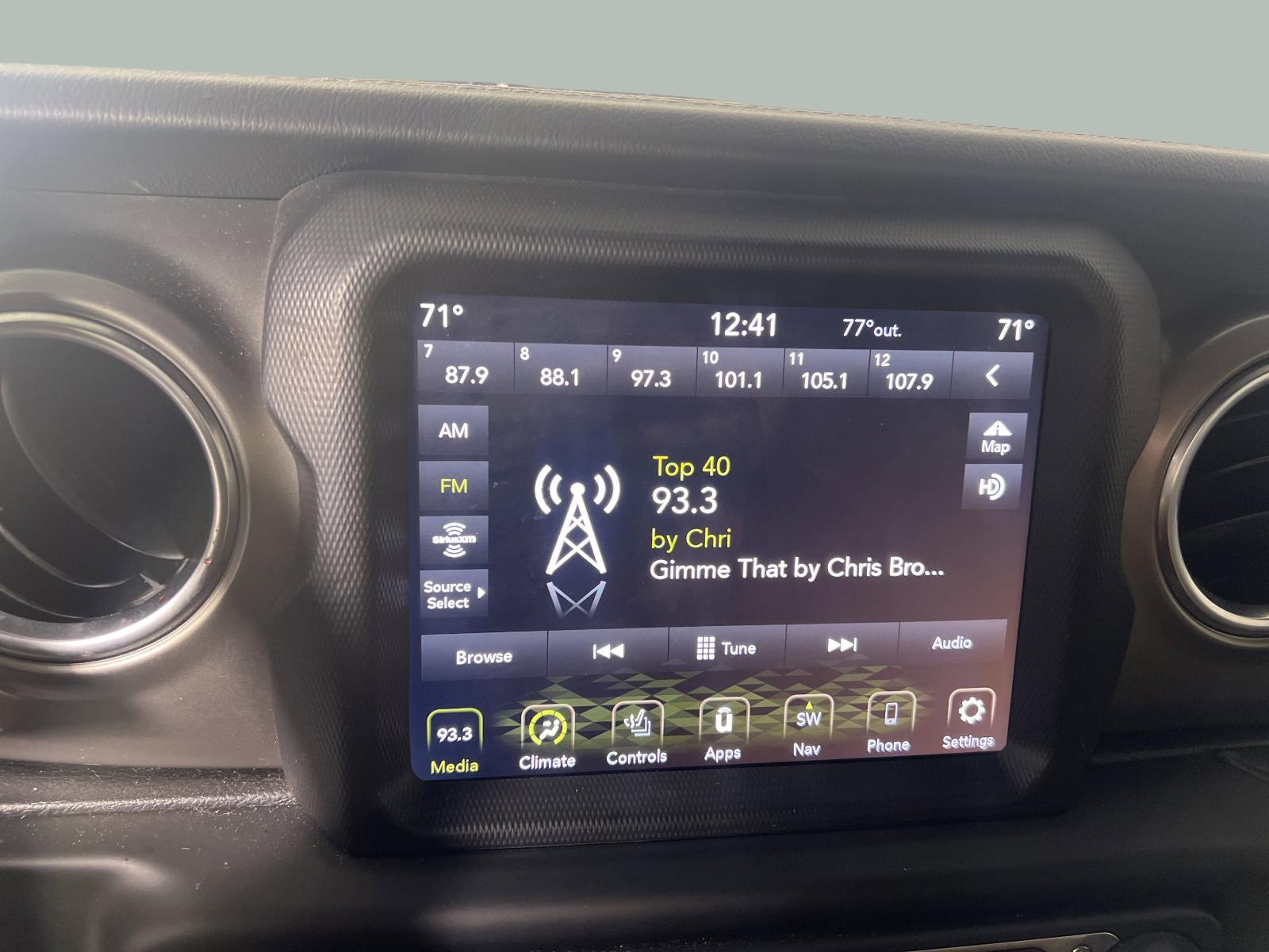 2021 Jeep Wrangler Vehicle Photo in GEORGETOWN, TX 78626-7508