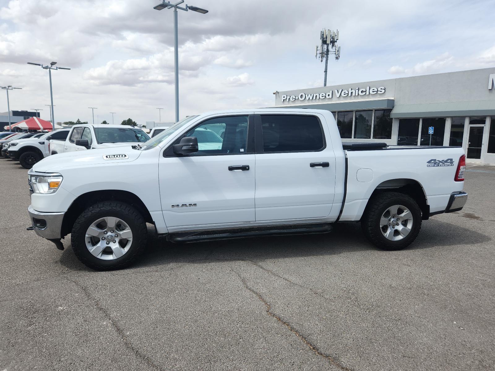 2023 Ram 1500 Vehicle Photo in Albuquerque, NM 87110