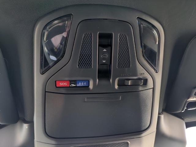 2025 Subaru Outback Vehicle Photo in Green Bay, WI 54304