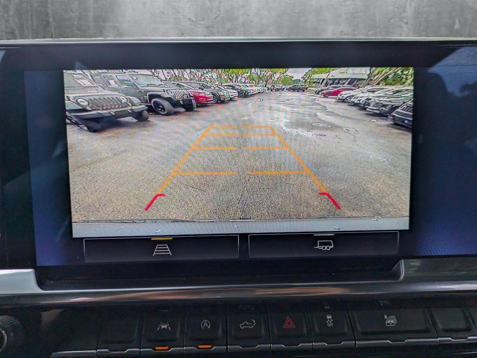 2024 Chevrolet Silverado 1500 Vehicle Photo in GREENACRES, FL 33463-3207