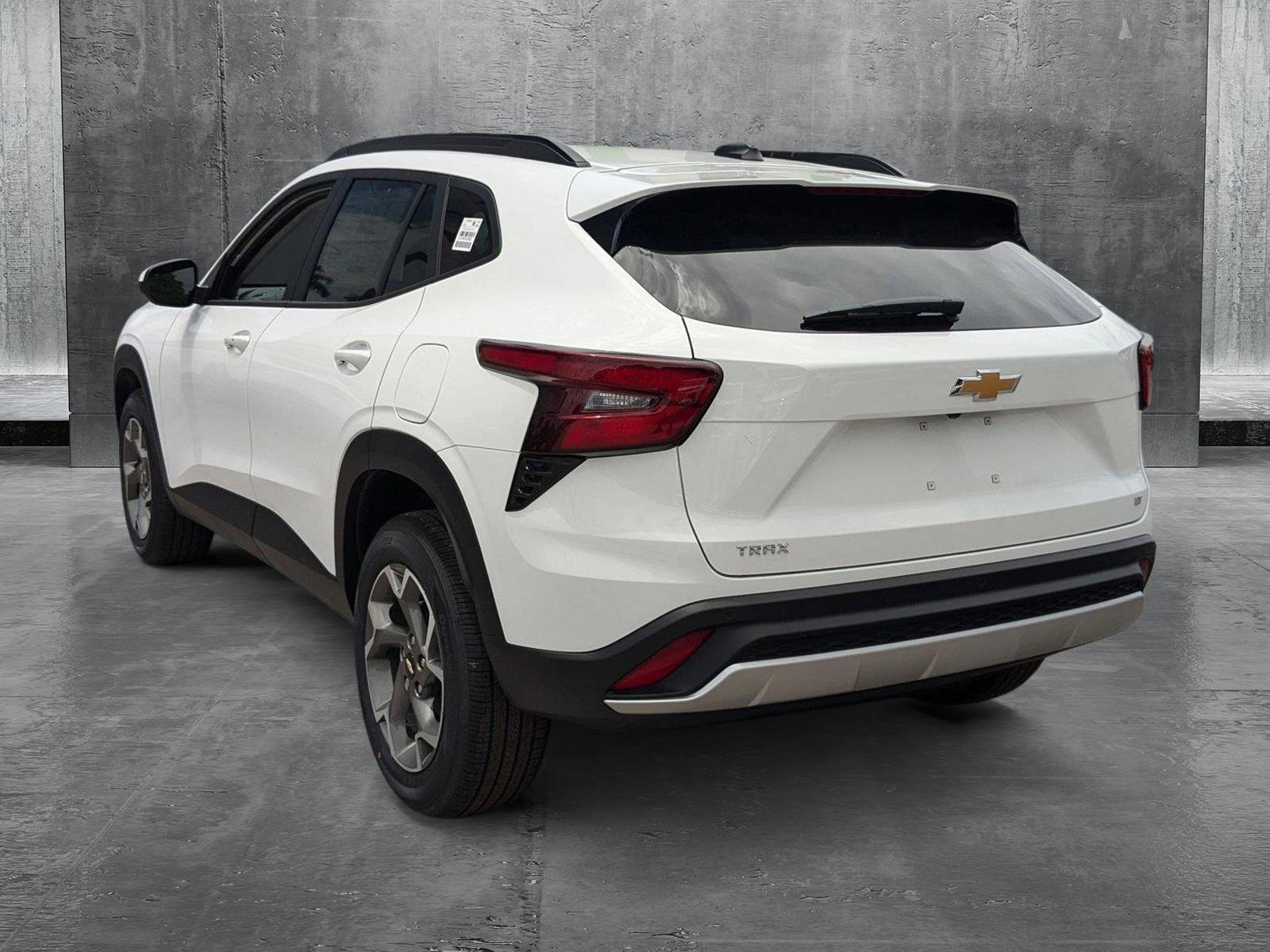2025 Chevrolet Trax Vehicle Photo in MIAMI, FL 33134-2699