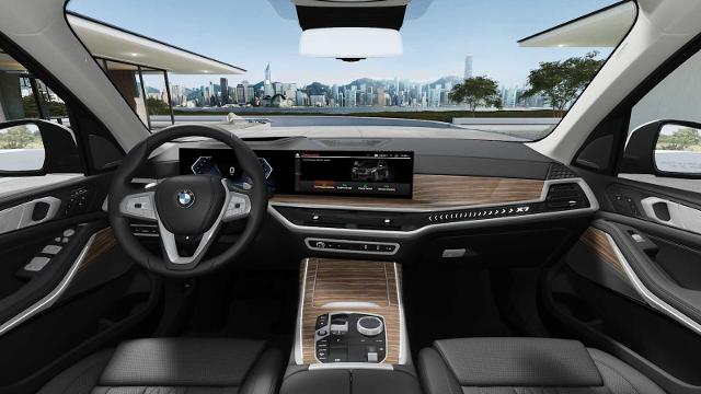 2026 BMW X7 xDrive40i Vehicle Photo in GRAPEVINE, TX 76051
