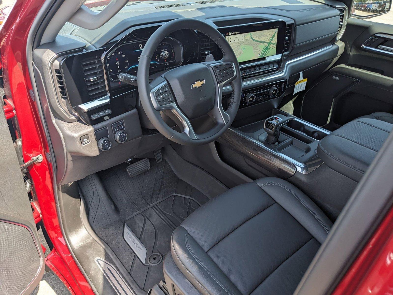 2025 Chevrolet Silverado 1500 Vehicle Photo in HOUSTON, TX 77034-5009