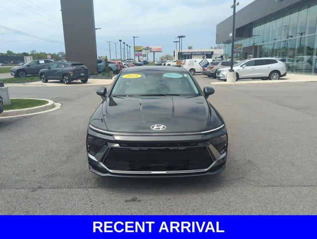 2025 Hyundai SONATA Vehicle Photo in Merrillville, IN 46410