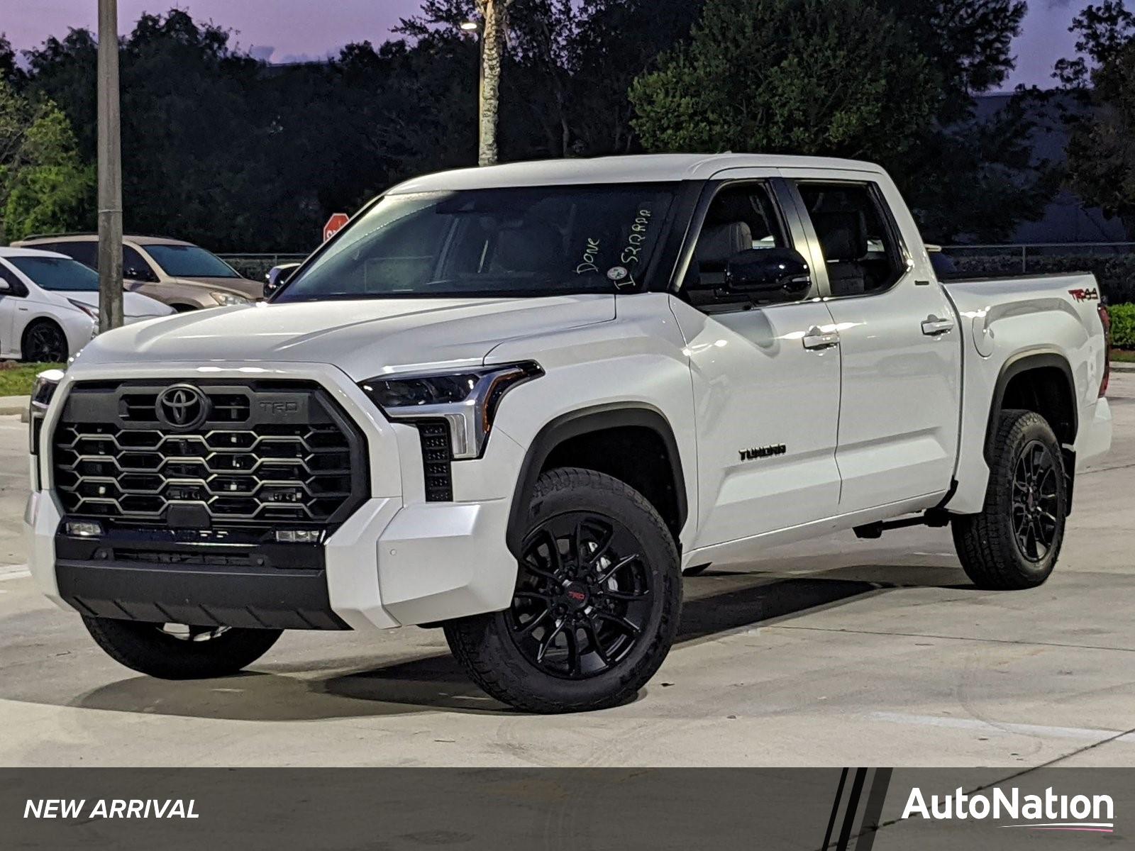 2025 Toyota Tundra 4WD Vehicle Photo in Davie, FL 33331