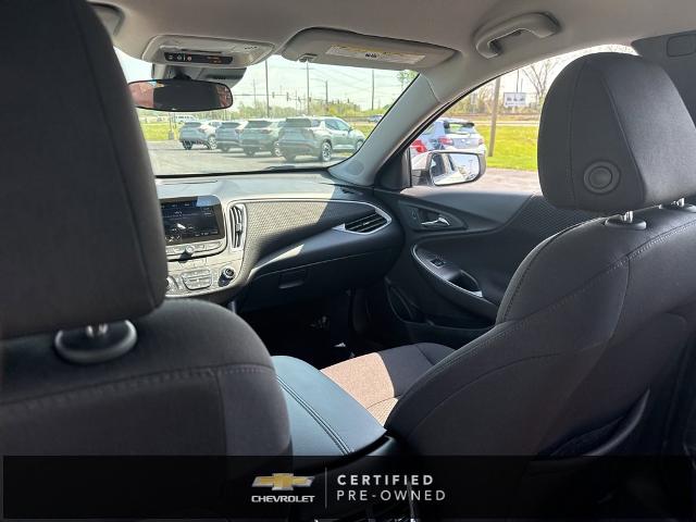 2025 Chevrolet Malibu Vehicle Photo in MANHATTAN, KS 66502-5036