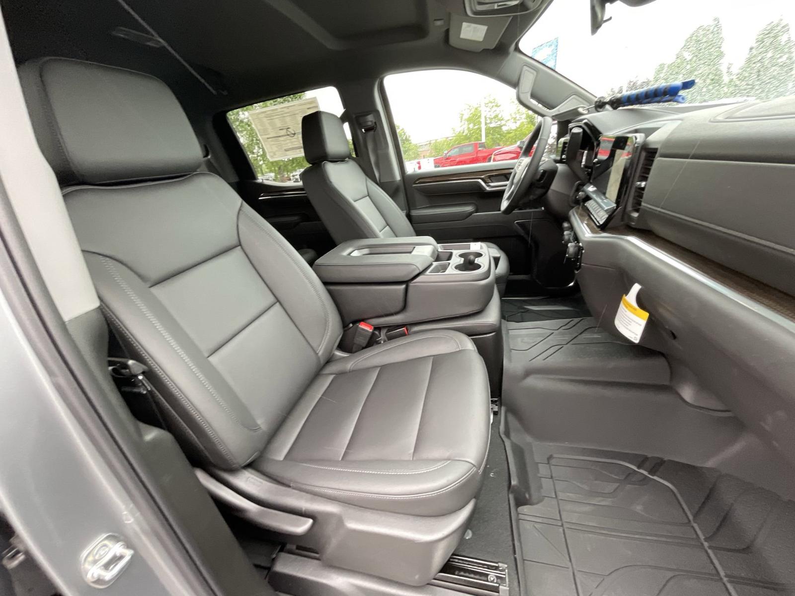 2025 Chevrolet Silverado 1500 Vehicle Photo in BENTONVILLE, AR 72712-4322