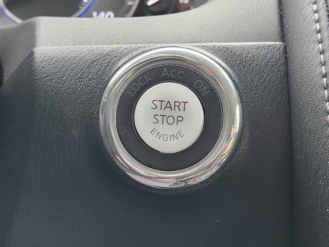 2017 INFINITI QX80 Vehicle Photo in DALLAS, TX 75209