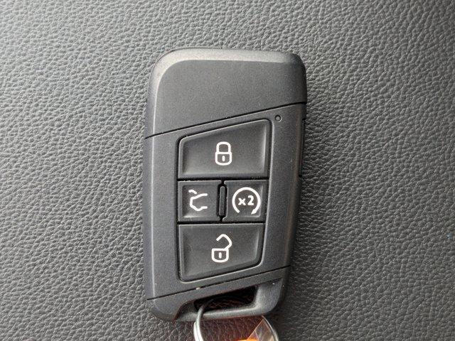 2022 Volkswagen Taos Vehicle Photo in BRUNSWICK, GA 31525-1881