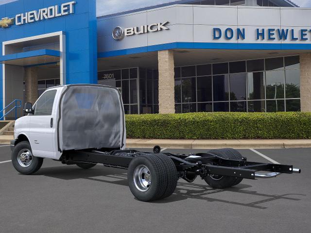 2025 Chevrolet Express Cutaway 4500 Vehicle Photo in GEORGETOWN, TX 78626-7508