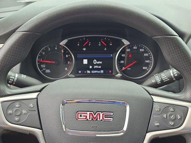 2023 GMC Acadia Vehicle Photo in Pleasant Hills, PA 15236