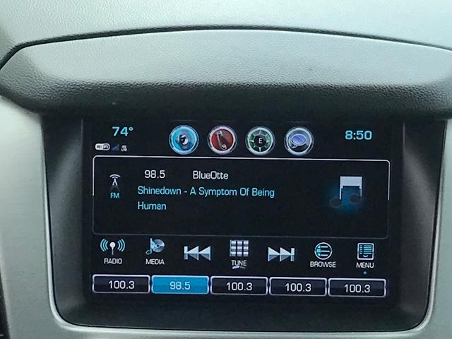 2019 GMC Yukon XL Vehicle Photo in GREEN BAY, WI 54303-3330