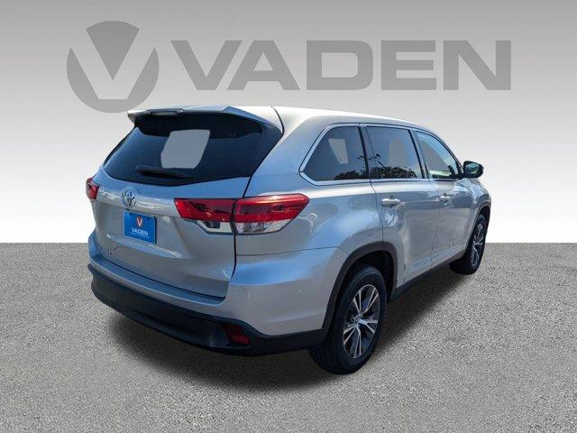2019 Toyota Highlander Vehicle Photo in BRUNSWICK, GA 31525-1881