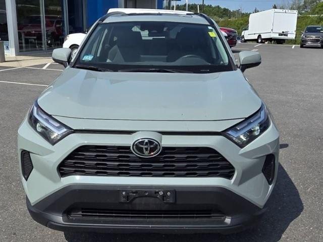 2022 Toyota RAV4 Vehicle Photo in Gardner, MA 01440