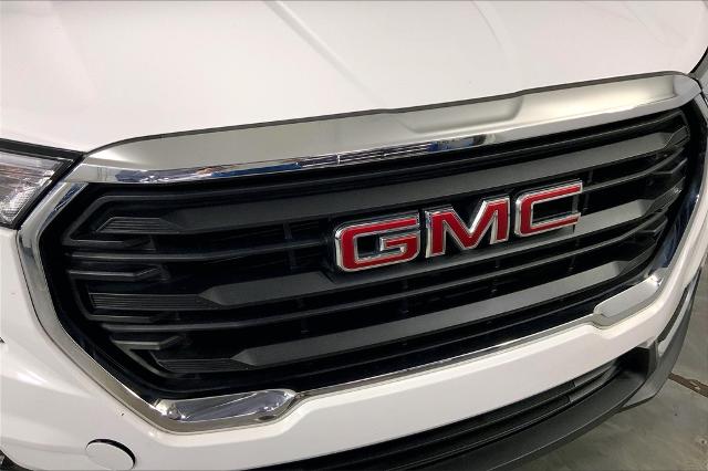 2024 GMC Terrain Vehicle Photo in Lees Summit, MO 64086