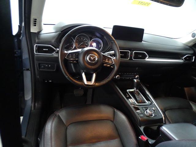 View vehicle photo 5