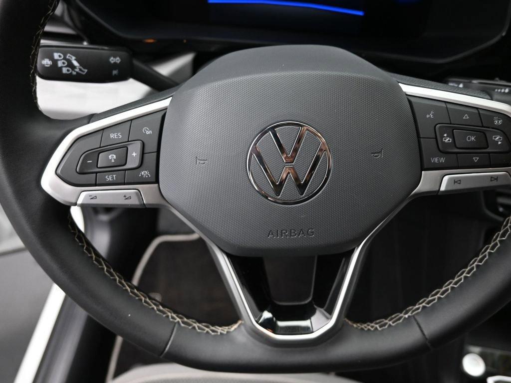 2023 Volkswagen Taos Vehicle Photo in Marion, IA 52302