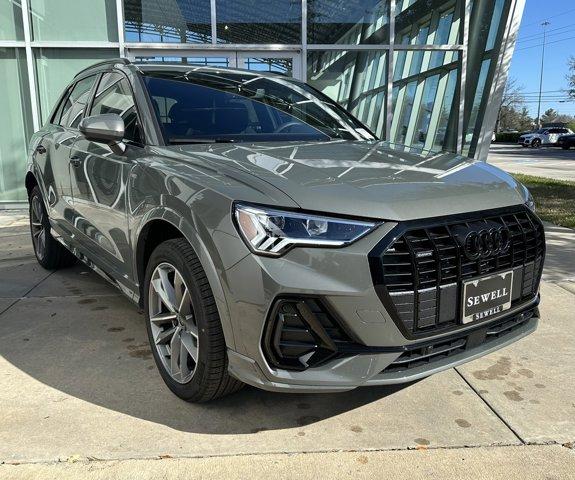 2025 Audi Q3 Vehicle Photo in HOUSTON, TX 77090