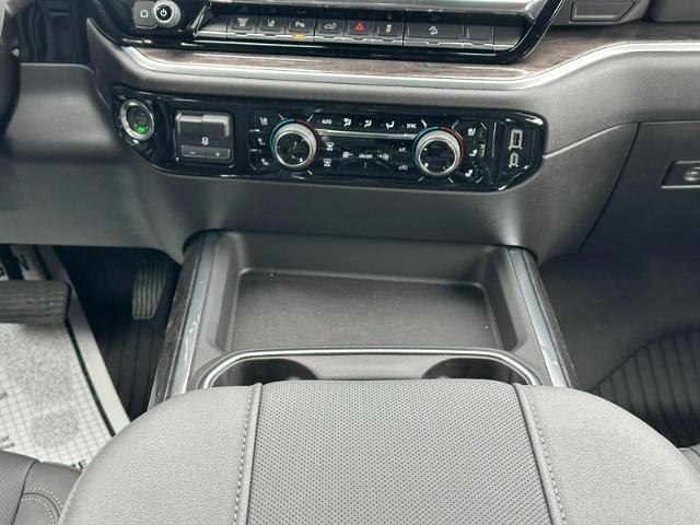2025 Chevrolet Silverado 2500 HD Vehicle Photo in COLUMBIA, MO 65203-3903