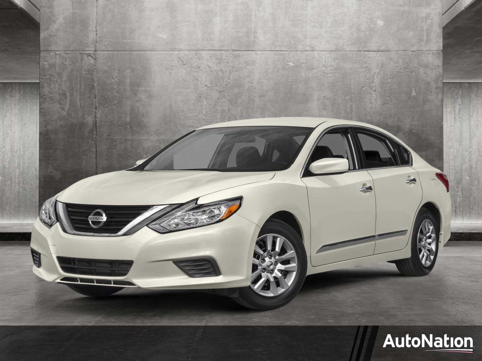 2017 Nissan Altima Vehicle Photo in VALENCIA, CA 91355-1705