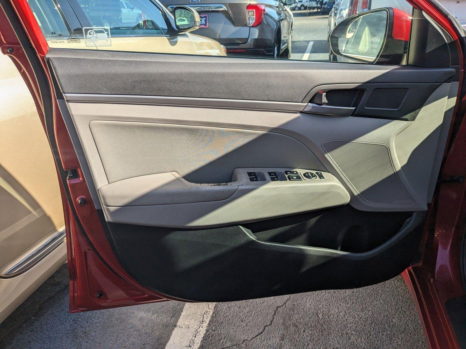 2017 Hyundai ELANTRA Vehicle Photo in Sanford, FL 32771