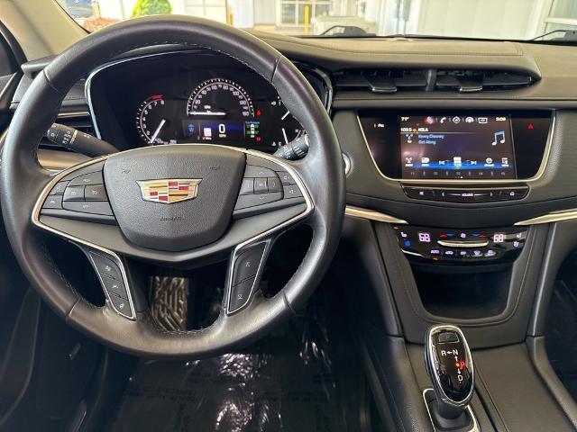 2018 Cadillac XT5 Vehicle Photo in MANHATTAN, KS 66502-5036