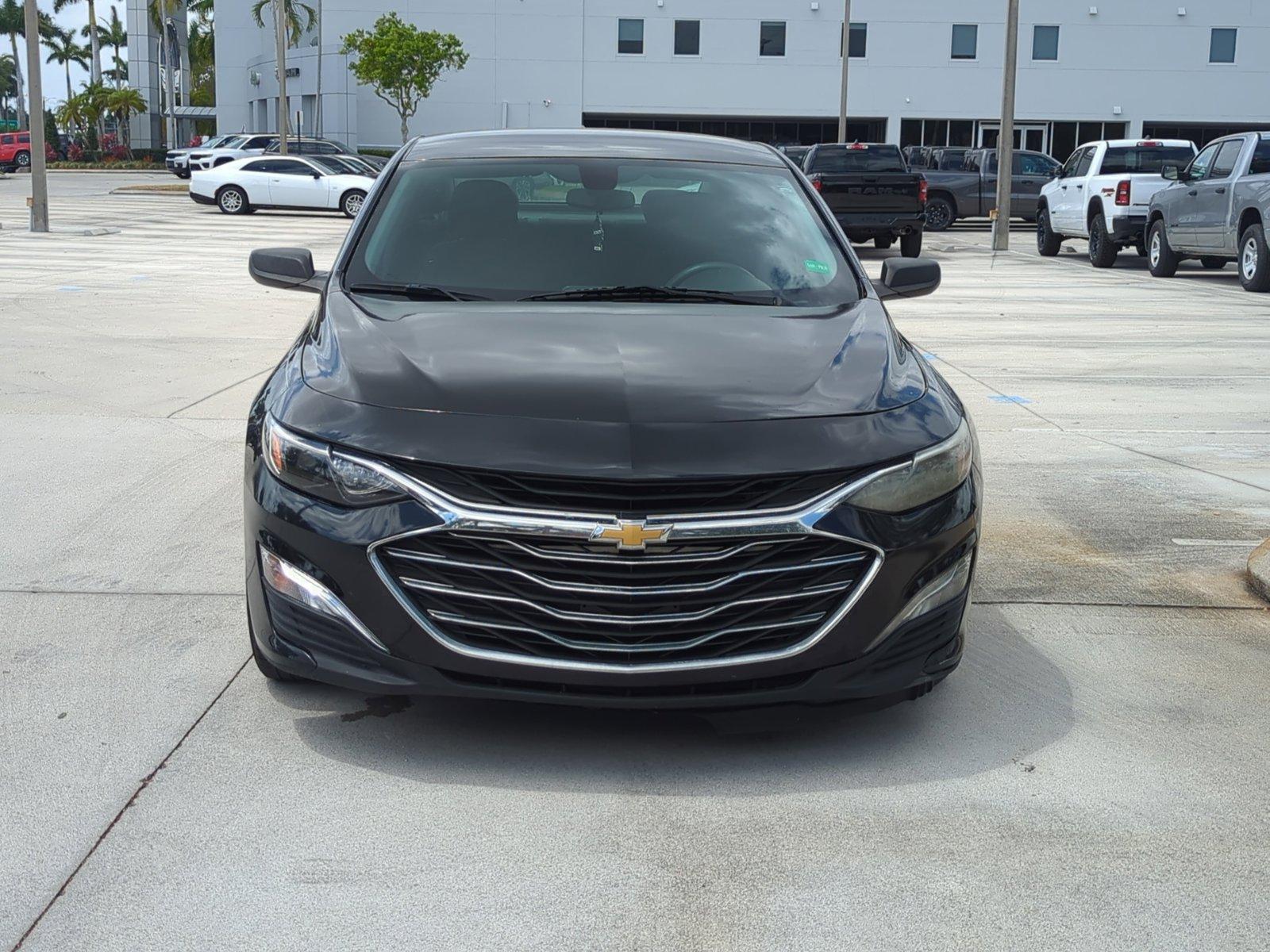 2019 Chevrolet Malibu Vehicle Photo in Pembroke Pines, FL 33027