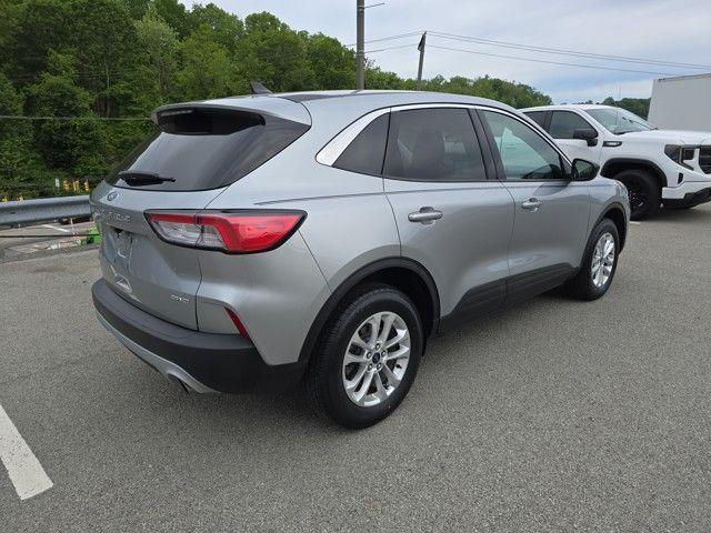 2022 Ford Escape Vehicle Photo in Pleasant Hills, PA 15236