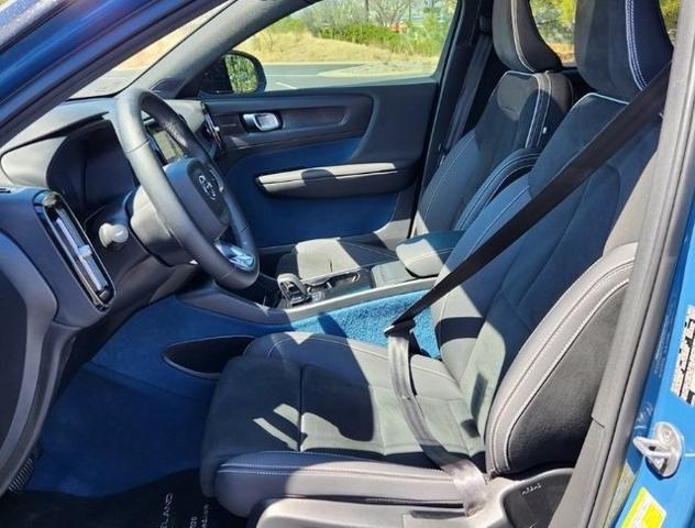 2022 Volvo C40 Recharge Pure Electric Vehicle Photo in ENGLEWOOD, CO 80113-6708