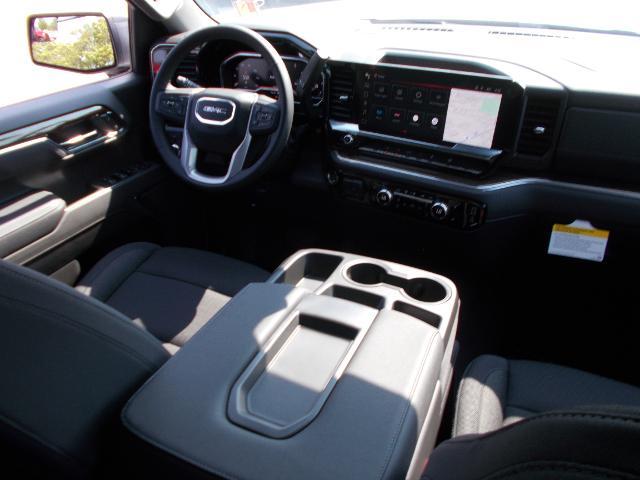 2025 GMC Sierra 1500 Vehicle Photo in LOWELL, MA 01852-4336