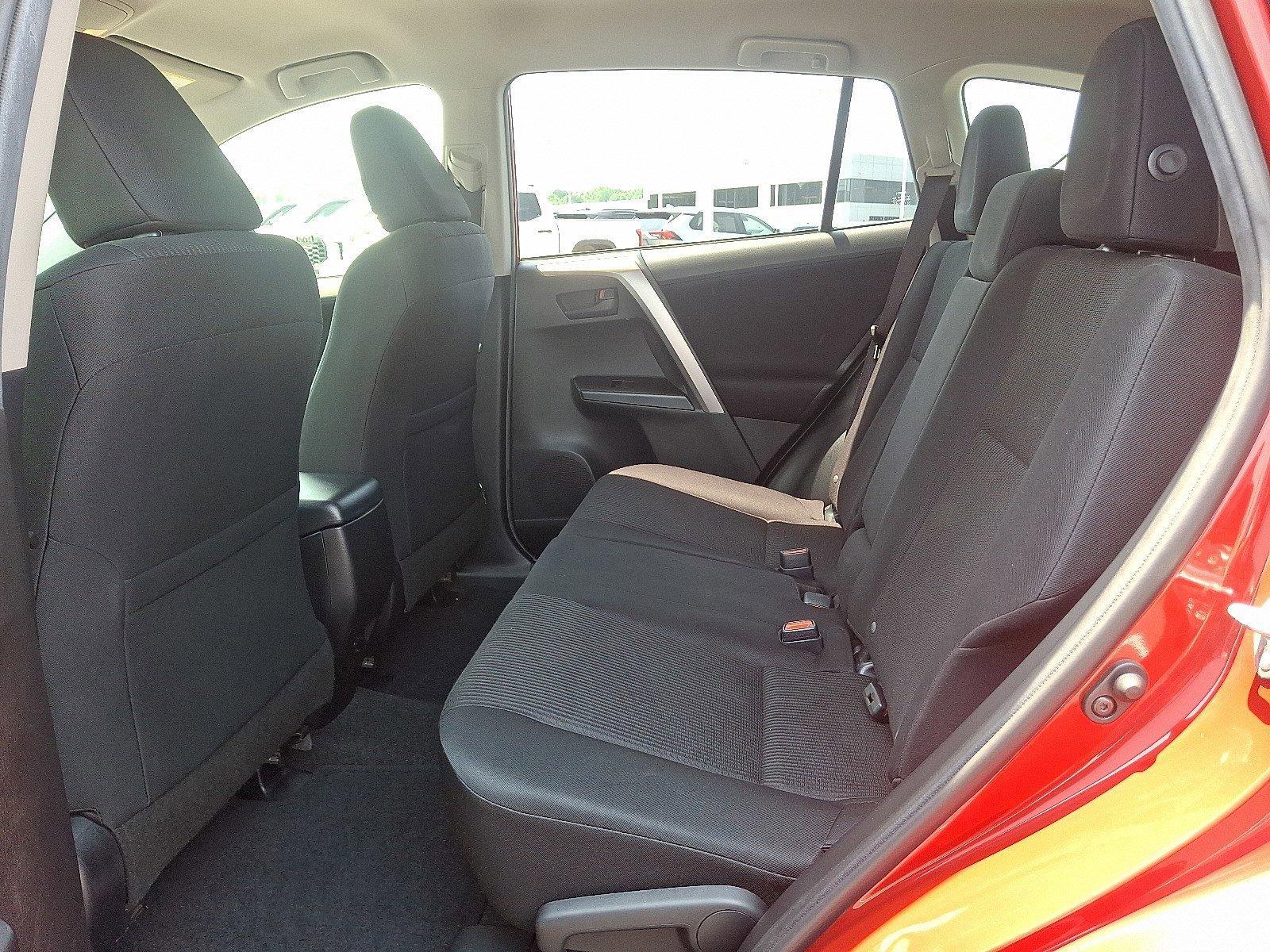2016 Toyota RAV4 Vehicle Photo in Harrisburg, PA 17111