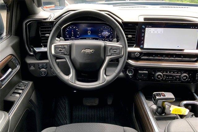 2024 Chevrolet Silverado 1500 Vehicle Photo in KANSAS CITY, MO 64114-4502
